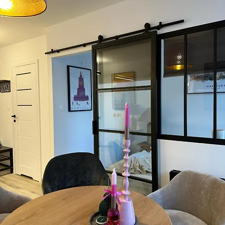 Centrum Warszawy Pereca Apartament