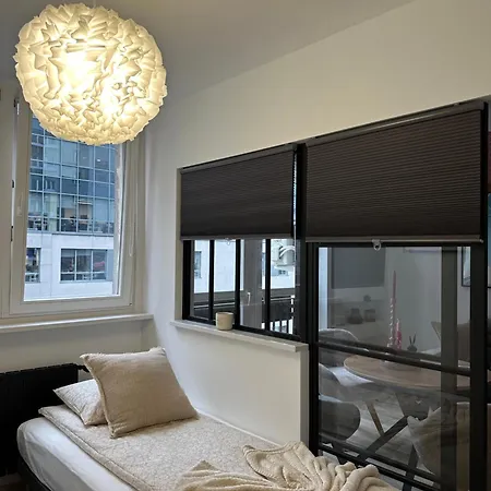 Centrum Warszawy Pereca Apartament